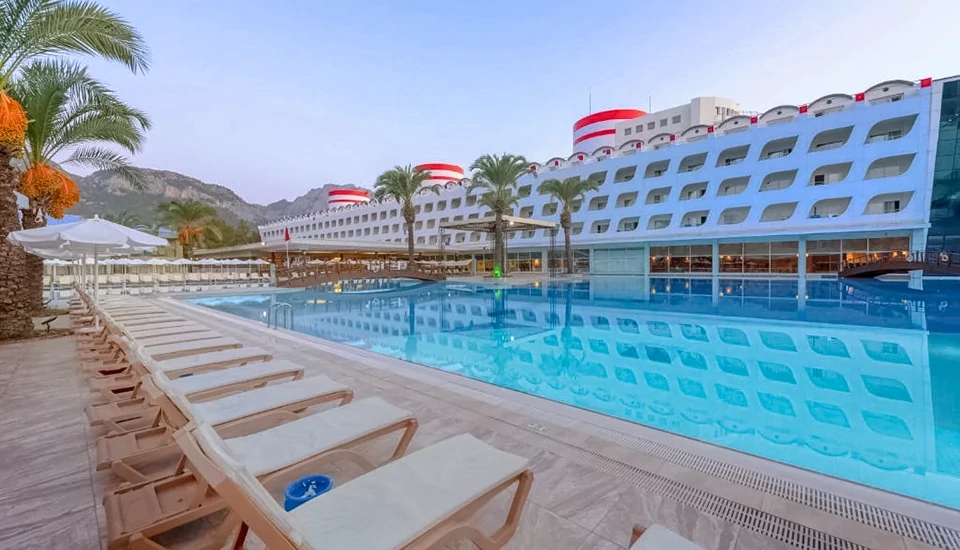 هتل ترنس آتانتیک بیچ کمر آنتالیا